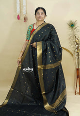 Black - Mangalgiri semi pattu buttas body with zari border